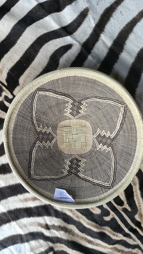Binga District Baskets 30-33cm.
