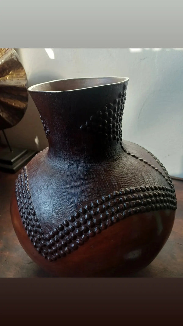 A Zulu Uphiso Vessel large.