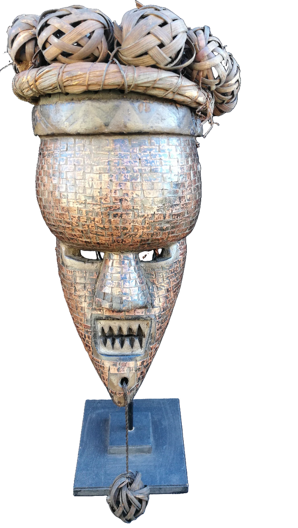 Salampasu African Mask.