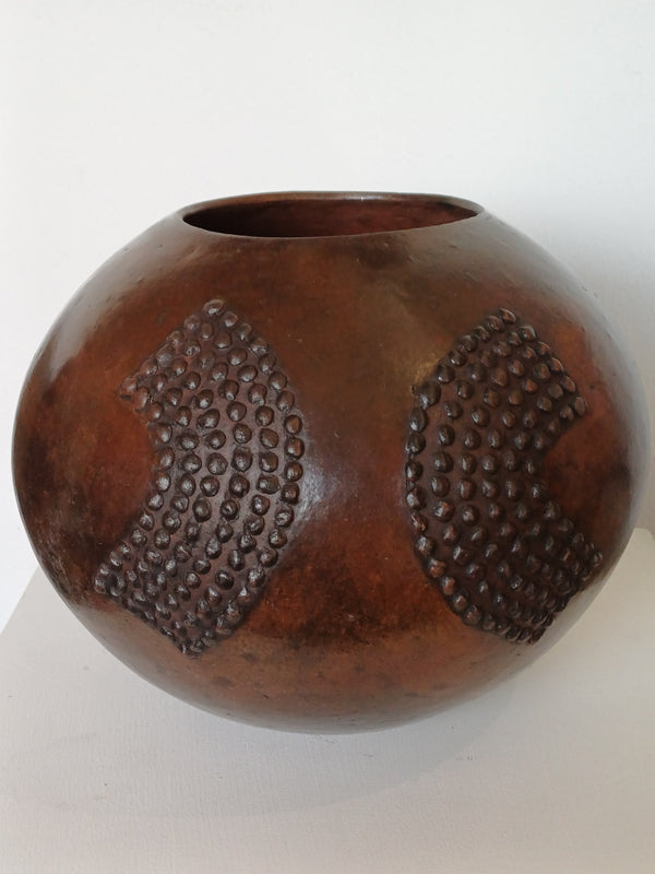 Vintage Zulu Clay Pot.